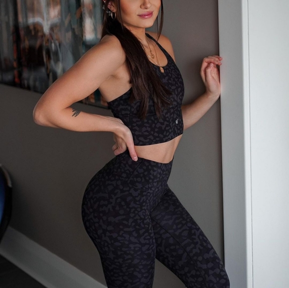 Jed North - Flow High Rise Leggings - Leopard - Picture 5 of 8